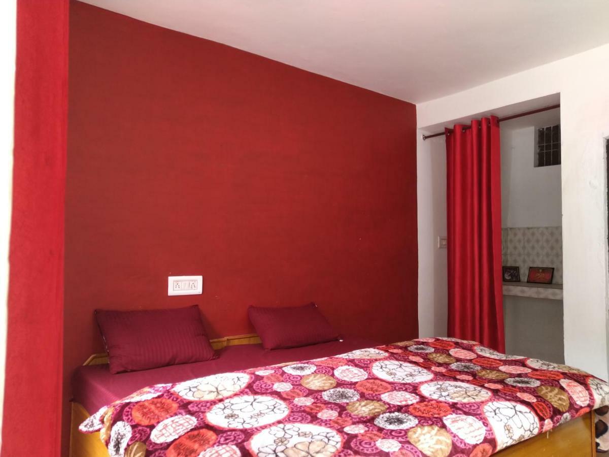 Mochila Youth Hostel Mcleod Ganj Dharamshala Dış mekan fotoğraf